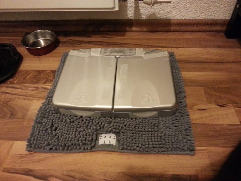 pet pod feeder